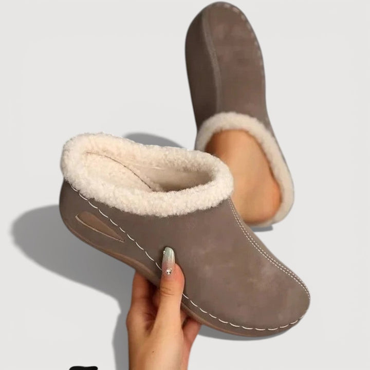 NOVI – COMFORT MULE SLIPPER
